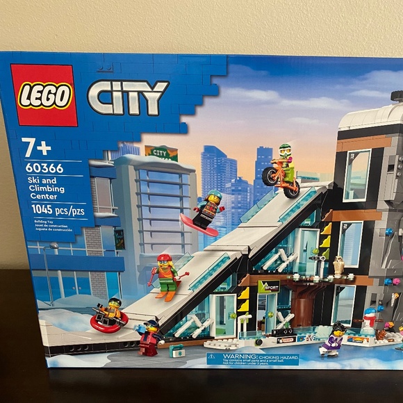 LEGO Ski Set -NEW BOX NEVER OPENED - Picture 5 of 9